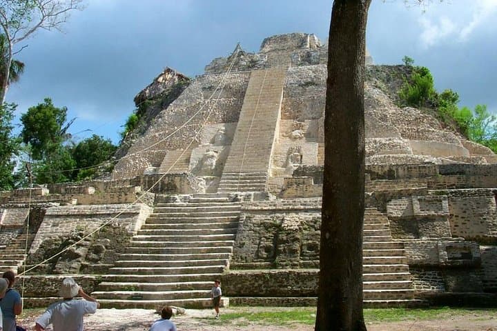 Lamanai Mayan Ruins & New River Wildlife Limo Adventure photo 2