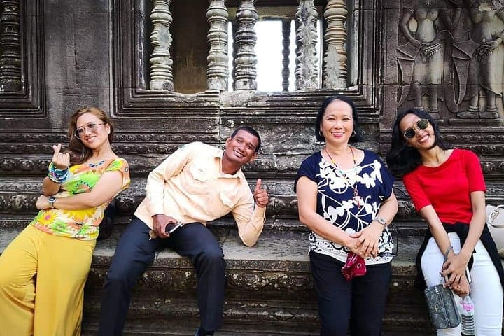 Private Sunrise Tour of Angkor Wat with Car or Van & Expert Khmer Guide photo 5