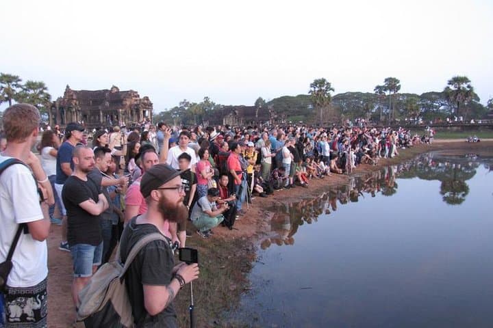 Private One-Day Tuk‑Tuk Small Tour of Angkor Temples — Siem Reap Temple Route photo 5