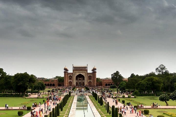 Agra Day Tour: Sunrise to Sunset at the Taj Mahal — Full-Day Guided Experience photo 3