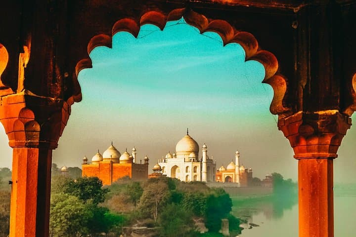 Agra Day Tour: Sunrise to Sunset at the Taj Mahal — Full-Day Guided Experience photo 4