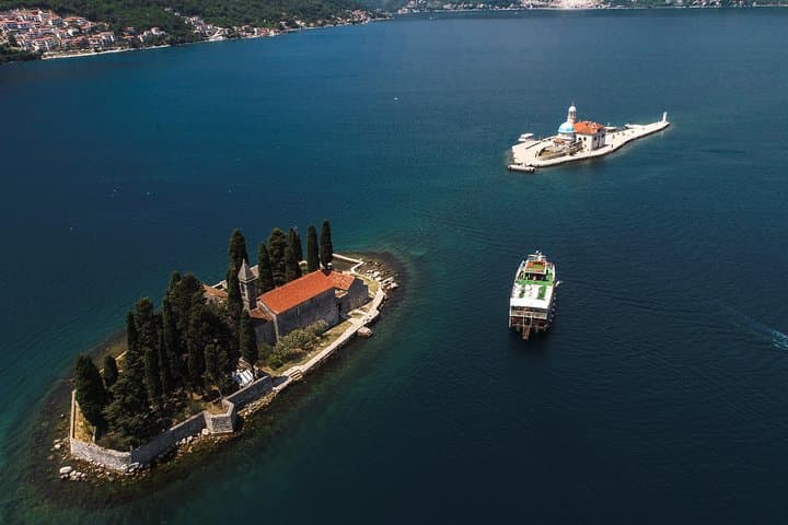 Perast Day Tour: Explore Our Lady of the Rocks, Bujović Palace & Bay Walk (2-Hour Private) photo 5