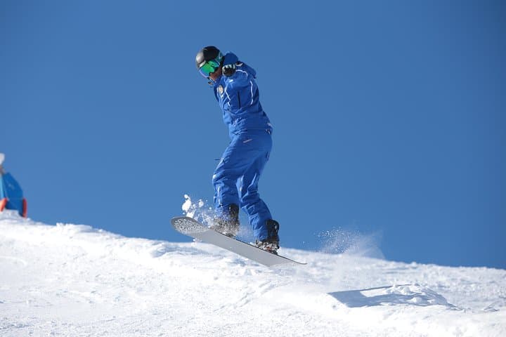 Livigno Freeride Snowboard Lessons: Private Coaching for Off-Piste Confidence photo 3