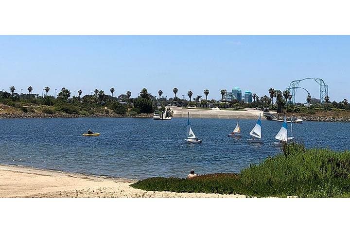 Bike Around San Diego Bay to the Ocean: Mission Bay to Pacific Beach Bike Tour photo 6