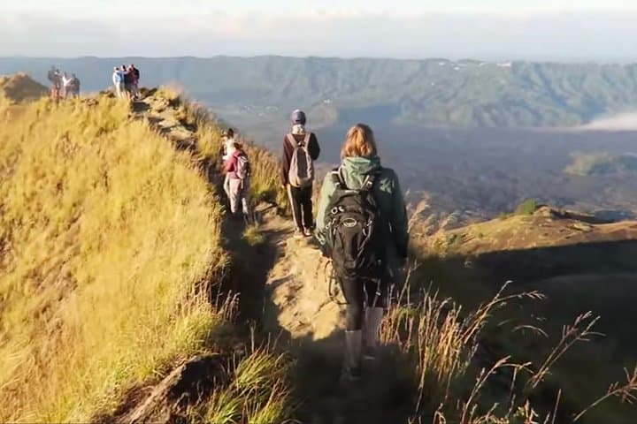 Sunrise Trek to Mount Batur: Hiking Bali’s Active Volcano at Dawn photo 4