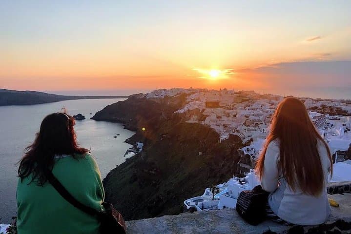 Private Santorini Highlights Half-Day Tour — Oia, Red Beach & Wine Tasting photo 5