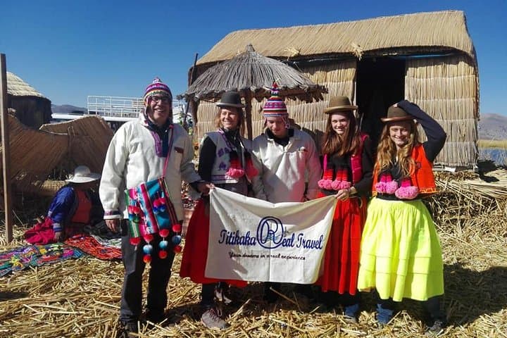 Uros Floating Islands: Lake Titicaca Totora Raft Experience from Puno