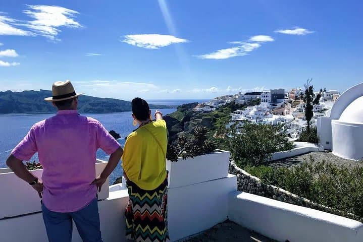 Private Santorini Highlights Half-Day Tour — Oia, Red Beach & Wine Tasting photo 2