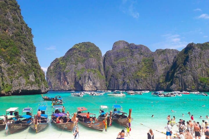 Phi Phi Sunrise Premium Speedboat Tour — Early Maya Bay & Bamboo Island photo 5