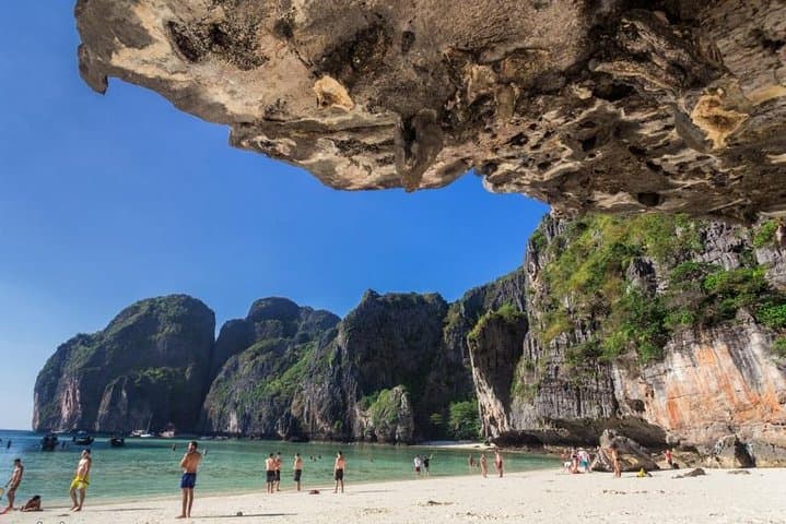 Phi Phi Sunrise Premium Speedboat Tour — Early Maya Bay & Bamboo Island photo 6