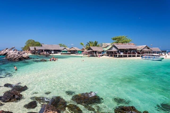 Phi Phi Khai Sunset Premium Tour: Full-Day Phi Phi, Maiton & Khai Islands with Lunch photo 3