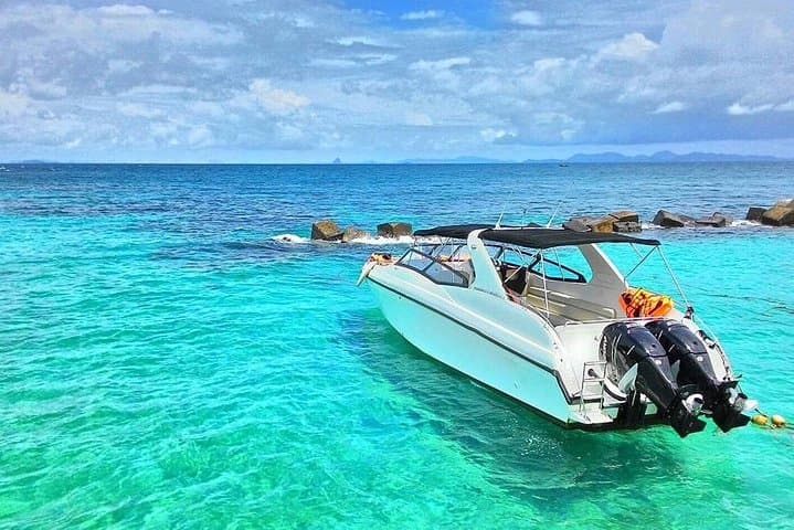 Phi Phi Khai Sunset Premium Tour: Full-Day Phi Phi, Maiton & Khai Islands with Lunch photo 6