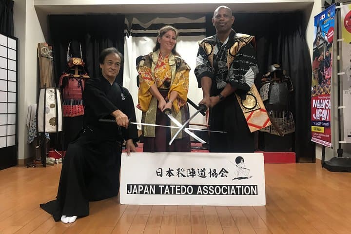 Master the Katana: 60-Minute Samurai & Ninja Experience in Osaka