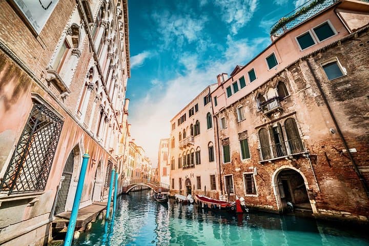 Ducal Venice: Skip-the-Line Doge's Palace & Historic Walking Tour photo 4