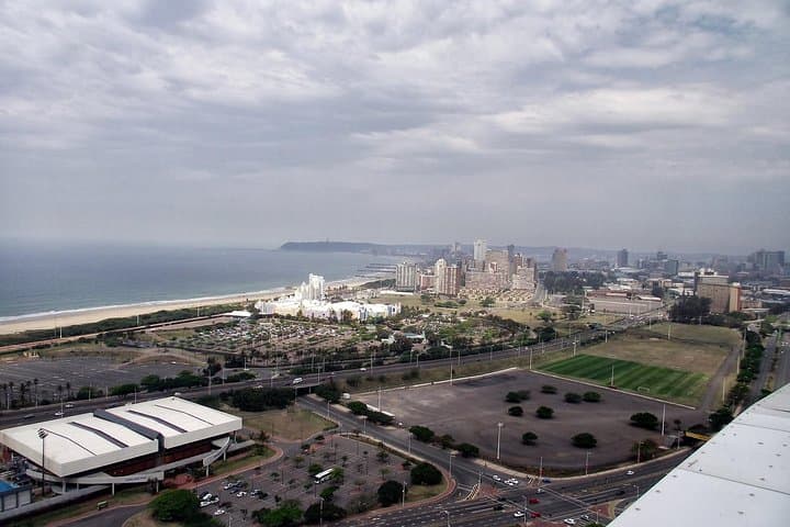 Durban City Day Tour: Zulu Markets, Botanic Gardens & Golden Mile