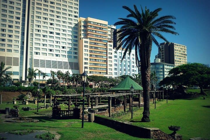 Durban City Day Tour: Zulu Markets, Botanic Gardens & Golden Mile photo 4