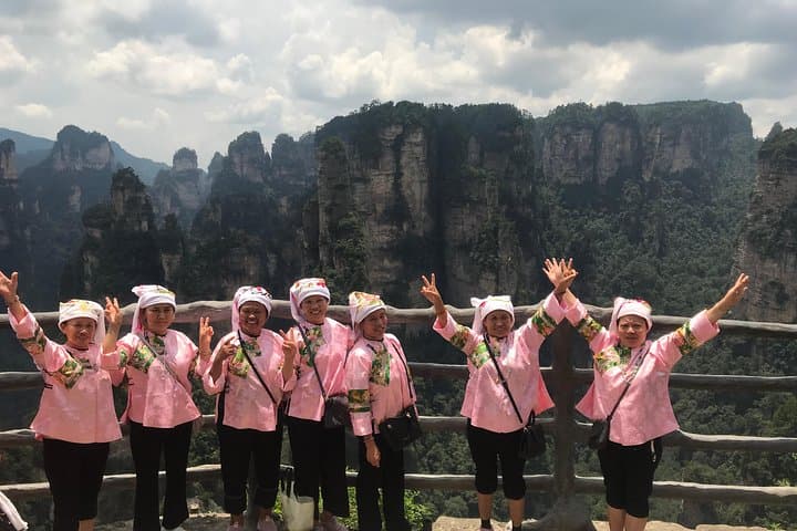 5-Day Zhangjiajie Adventure: Tianmen, Glass Bridge and Mengdong Rafting