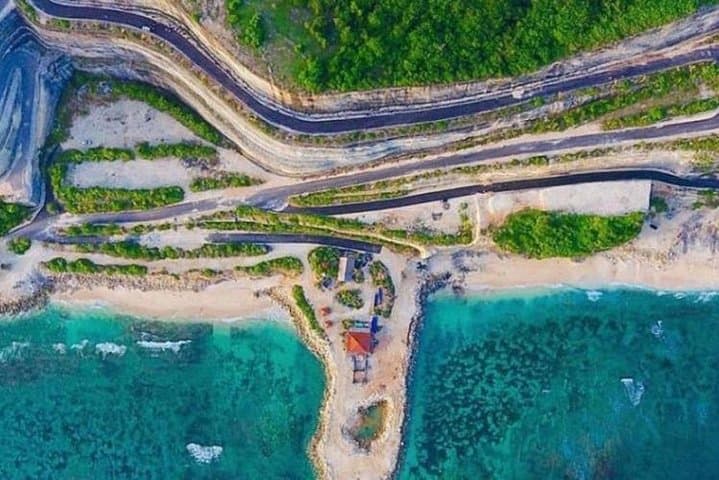 Full Day Bali Bukit Beach Tour: Melasti, Balangan, Dreamland & Padang Padang photo 3