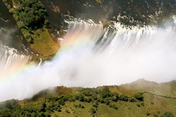 Victoria Falls Guided Tour: Best Views, History & Practical Tips photo 2