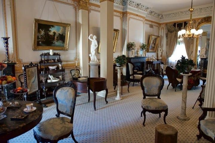 Private Urban Plantation and French Quarter Walking Tour: Inside New Orleans' Planter Homes photo 3