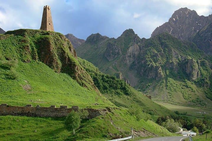 Tbilisi to Kazbegi Day Trip: Private Transfer to Gudauri & Gergeti Trinity Church photo 2