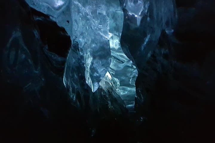 Frozen Wonders: Small-Group Ice Cave Tour at Jökulsárlón photo 4
