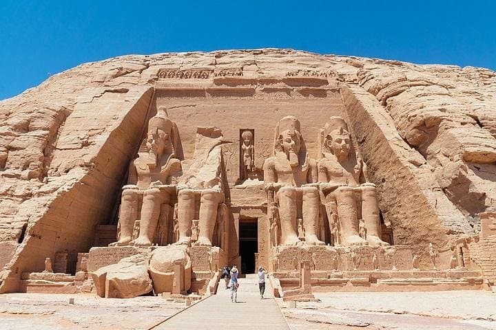 Abu Simbel Day Tour from Aswan — Ramses' Colossal Temples & Lake Nasser Drive