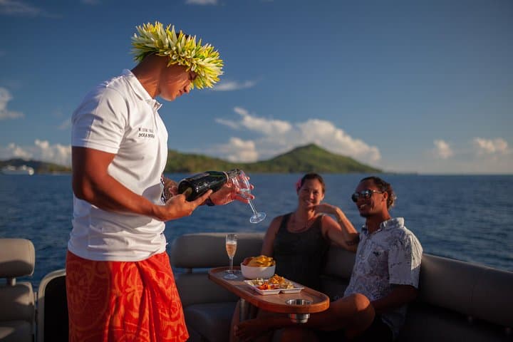 Private Sunset Lagoon Cruise with Slide in Bora Bora photo 2