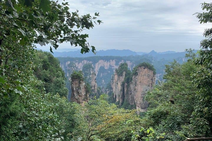 Zhangjiajie 3-Day Private Tour: Yuanjiajie, Tianzi Mountain & Tianmen Mountain Guide photo 4
