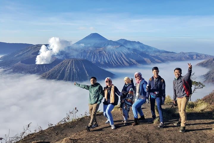 Bromo Sunrise: 1-Day Malang Tour to 7 Epic Bromo Spots