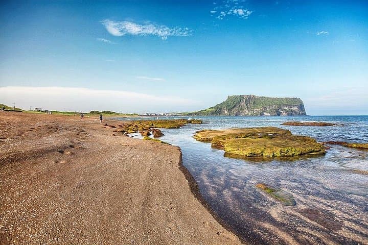 Customize Your Jeju Island Private Taxi Tour — UNESCO Day Trip Guide photo 2