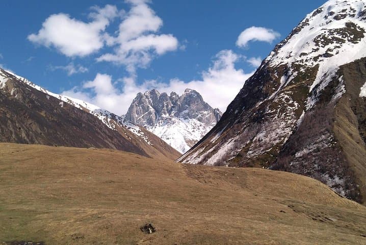 Tbilisi to Kazbegi Day Trip: Private Transfer to Gudauri & Gergeti Trinity Church photo 4