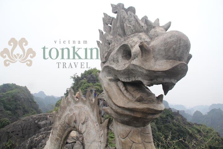 Ninh Binh Full-Day: Bai Dinh Pagoda, Trang An Boat Trip & Mua Cave Viewpoint