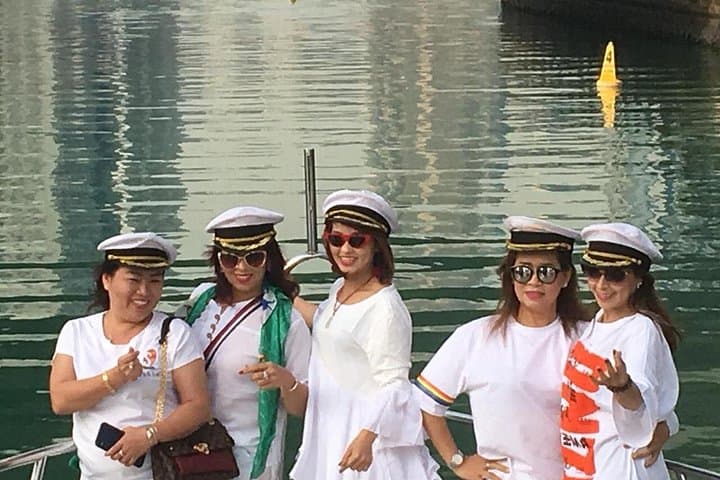 Private 2-Hour Yacht Cruise Around Palm Jumeirah from Dubai Marina photo 4