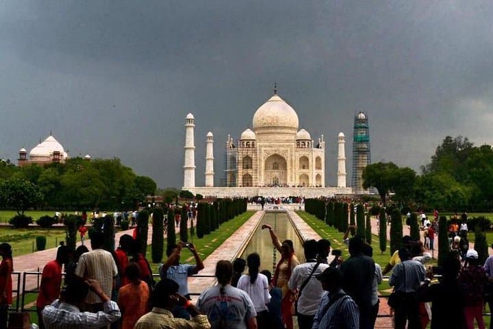 Sunrise at the Taj & Agra Fort: Private 2-Day Tour from Delhi photo 6
