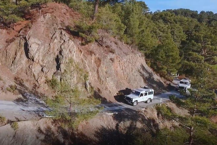 Grand Tour 4x4 Safari from Paphos: Troodos, Omodos & Aphrodite's Rock