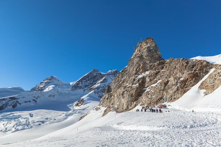 Beginner Ski Day Trip to Jungfrau from Zurich — Grindelwald Bodmi Lesson photo 5