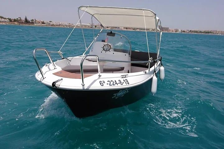 Private Boat Rental in Torrevieja — 4-Hour No-License Yacht Hire photo 3