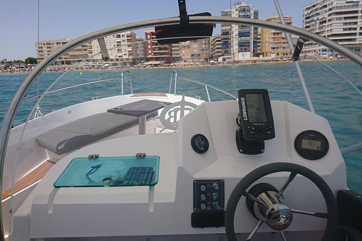 Private Boat Rental in Torrevieja — 4-Hour No-License Yacht Hire photo 5