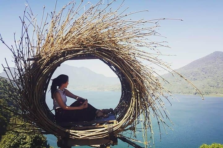 Ulun Danu & Tanah Lot Sunset Tour — Bedugul Temples, Handara Gate & Wanagiri Views photo 4