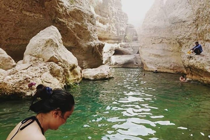 Wadi Shab & Bimmah Sinkhole: Full-Day Adventure from Muscat photo 3