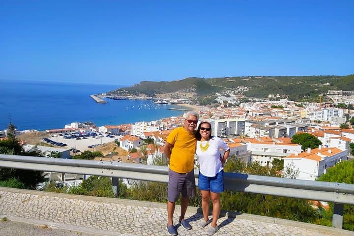 Arrabida Natural Park & Sesimbra: Private Luxury Day Tour from Lisbon