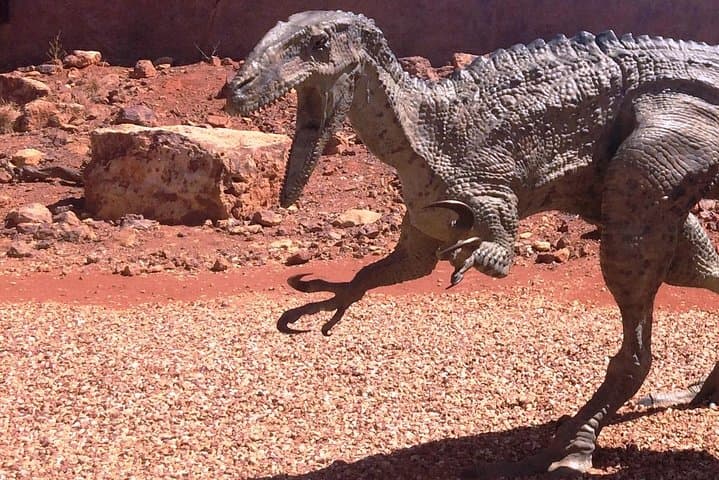 Half-Day Transfer to the Australian Age of Dinosaurs Museum from Winton — Ultimate Dinosaur Tour
