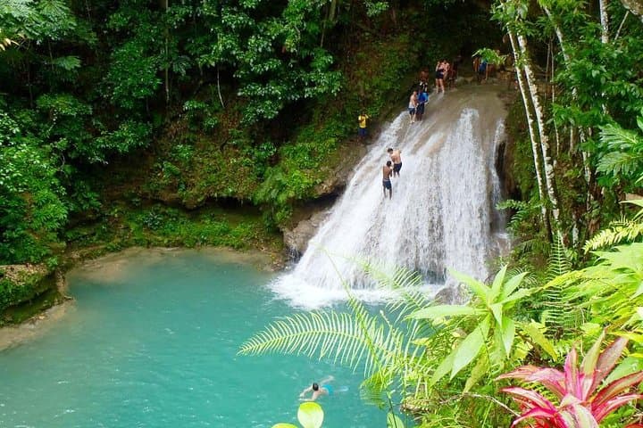 Blue Hole Ocho Rios: Swimming, Cliff Jumps & Caves Tour photo 4