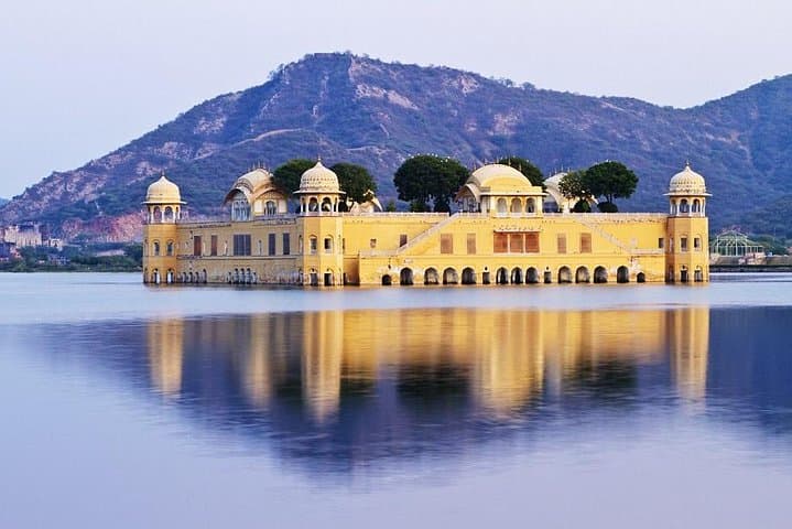 2-Day Golden Triangle Tour: Delhi to Agra and Jaipur Highlights photo 3