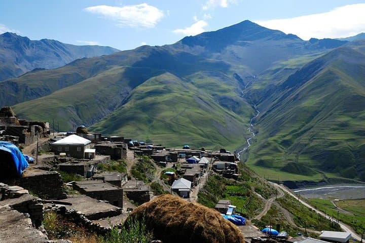 Cultural and Natural Highlights of Azerbaijan: Baku to Khinalug in 4 Days photo 3