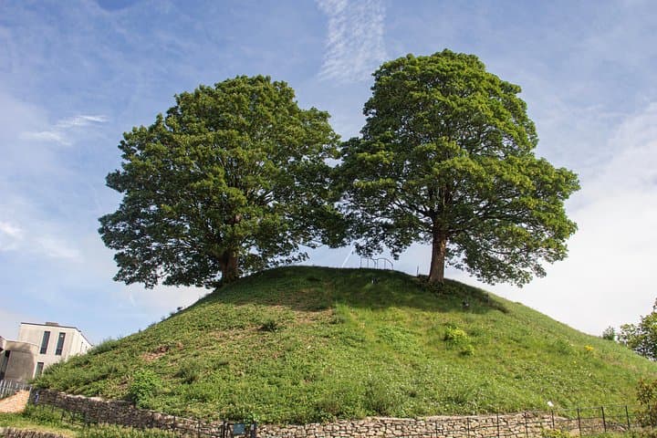 Oxford Castle and Prison Guided Tour — Explore the Tower, Crypt and Medieval Motte photo 4
