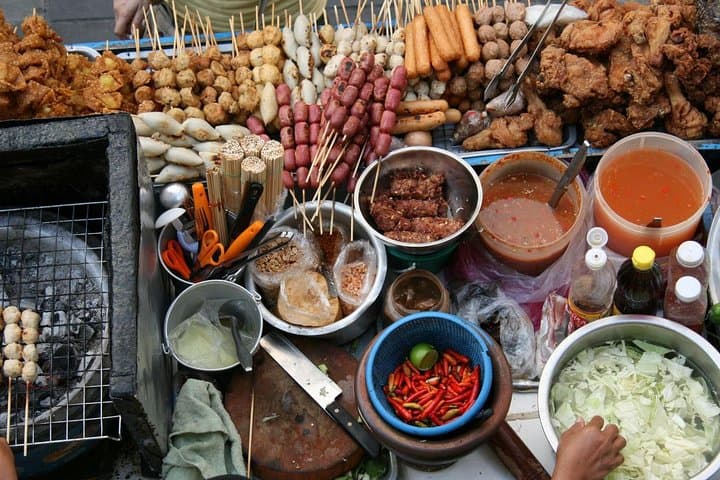 Bangkok Private Thai Street Food Tasting Experience photo 2