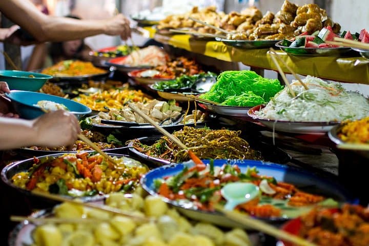 Bangkok Private Thai Street Food Tasting Experience photo 3