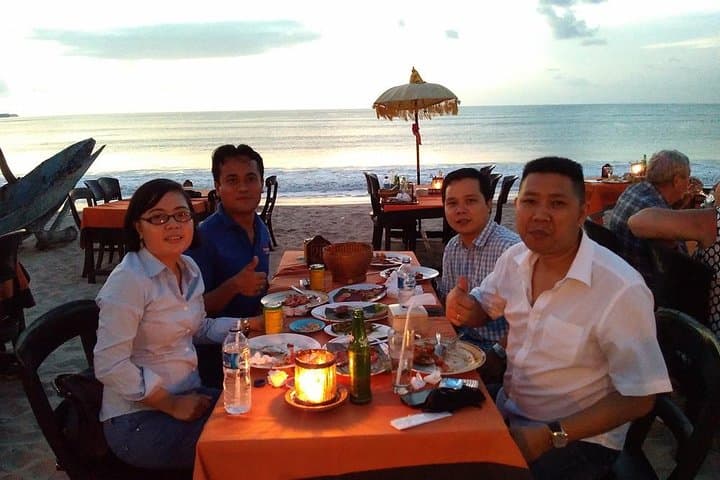 South Bali Full-Day: Uluwatu Sunset, Turtle Island & Jimbaran BBQ photo 2